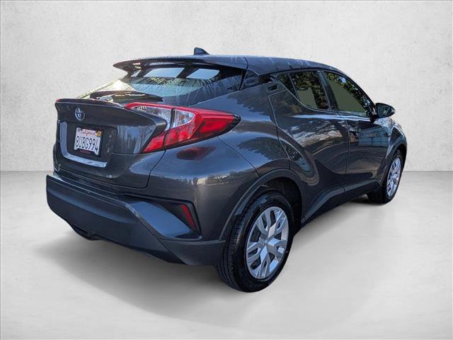Used 2021 Toyota C-HR LE image 5