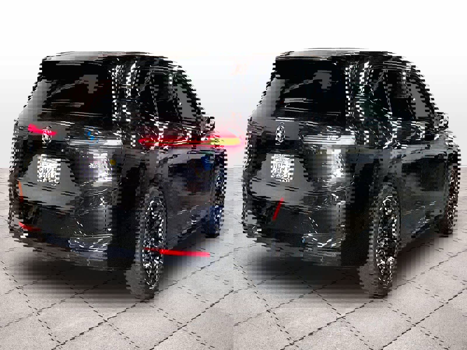 Certified 2022 BMW iX xDrive50 w/ Sport Package image 15