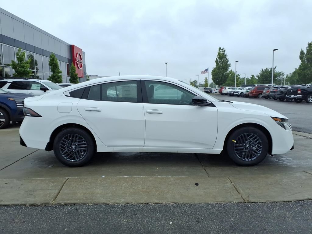 New 2026 Nissan Sentra SV w/ SV Convenience Package FWD image 8