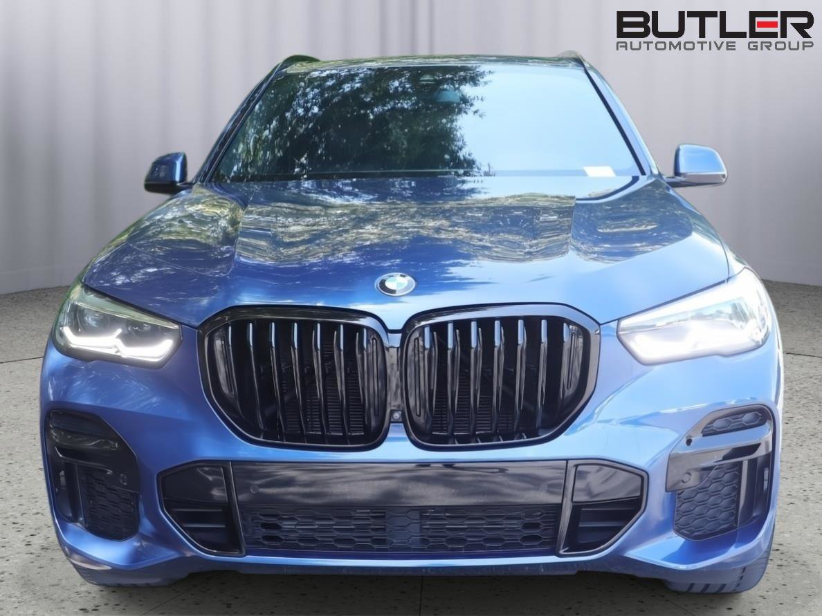Used 2022 BMW X5 sDrive40i w/ M Sport Package image 2