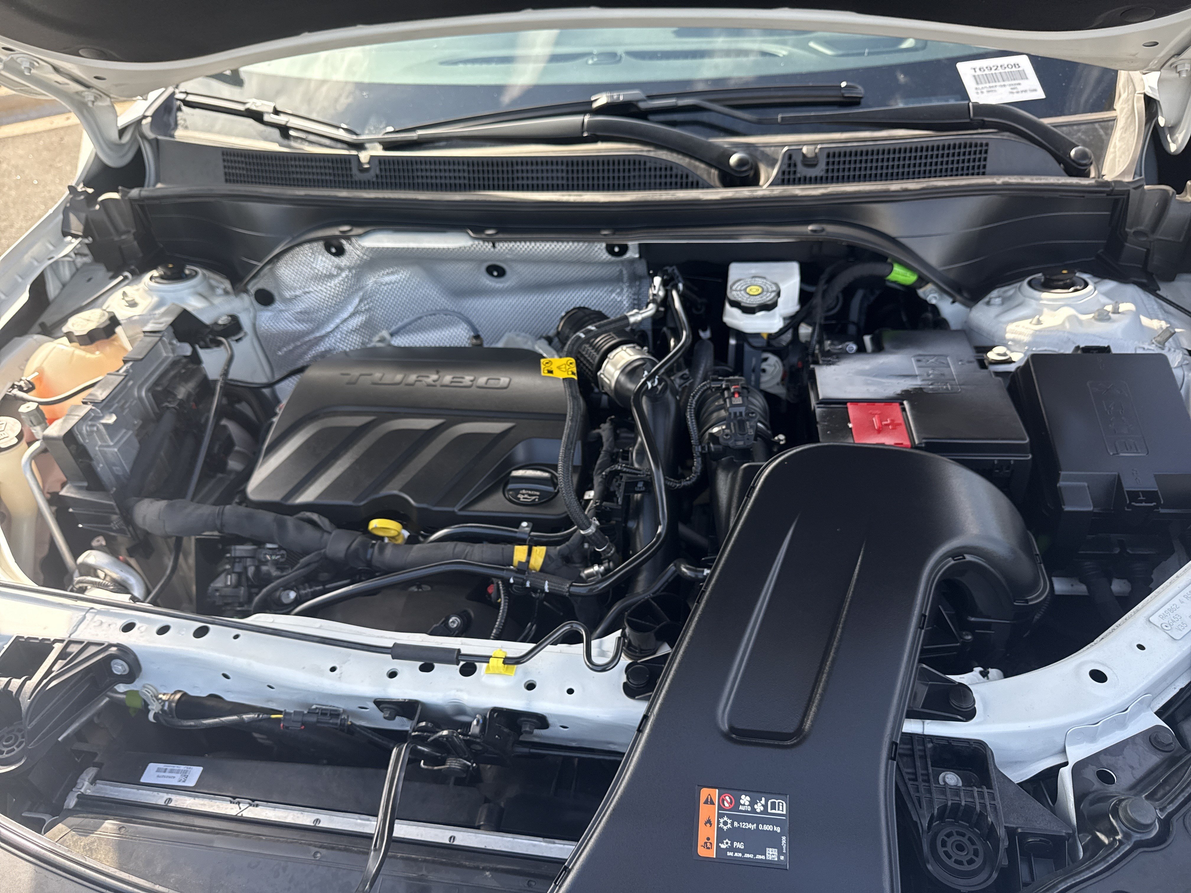 Used 2025 Buick Envista Sport Touring w/ Convenience I Package FWD image 33
