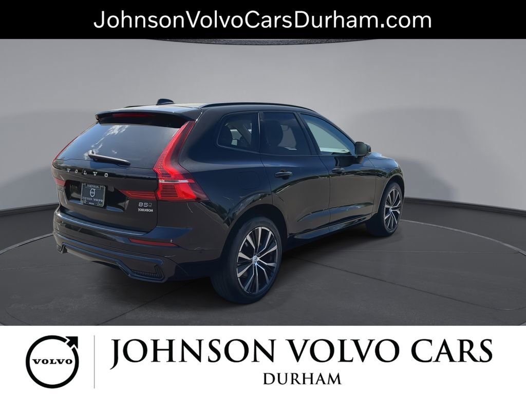 Used 2023 Volvo XC60 B5 Plus w/ Climate Package AWD/4WD image 8