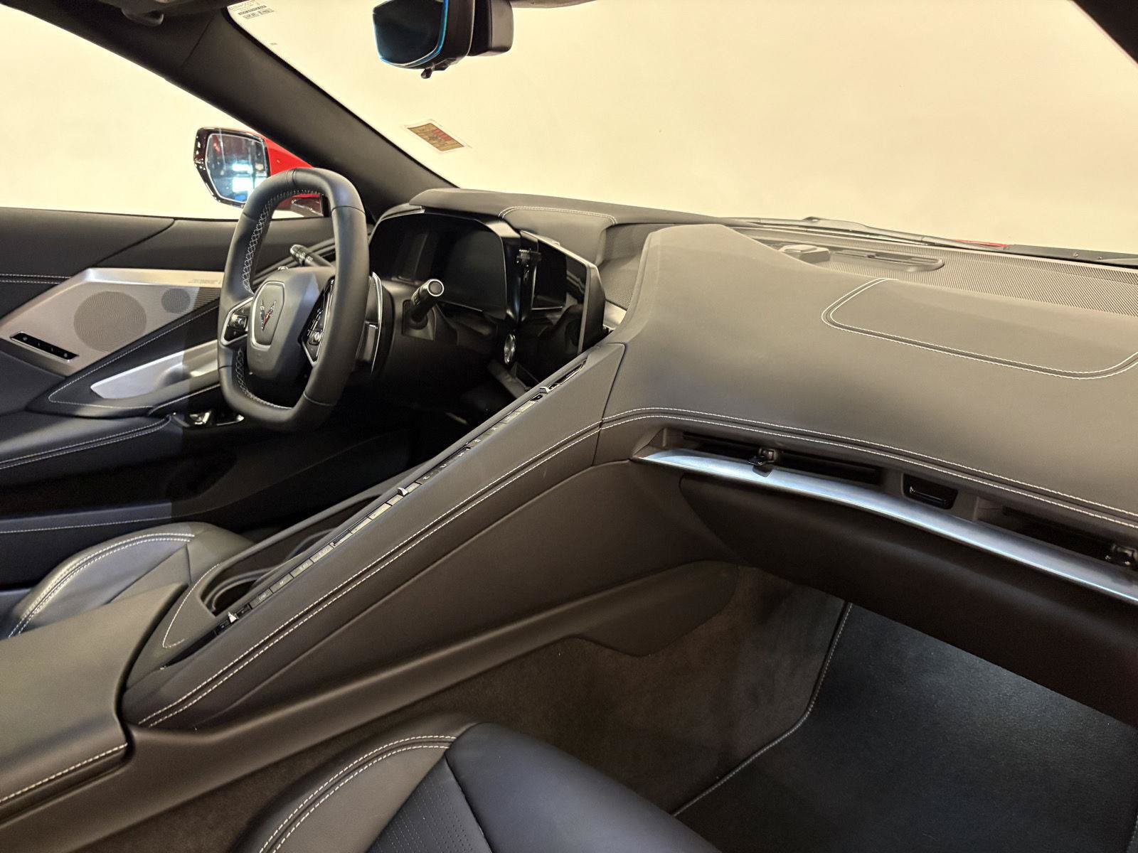 Used 2022 Chevrolet Corvette Stingray Preferred Cpe w/ Z51 Performance Package RWD image 41