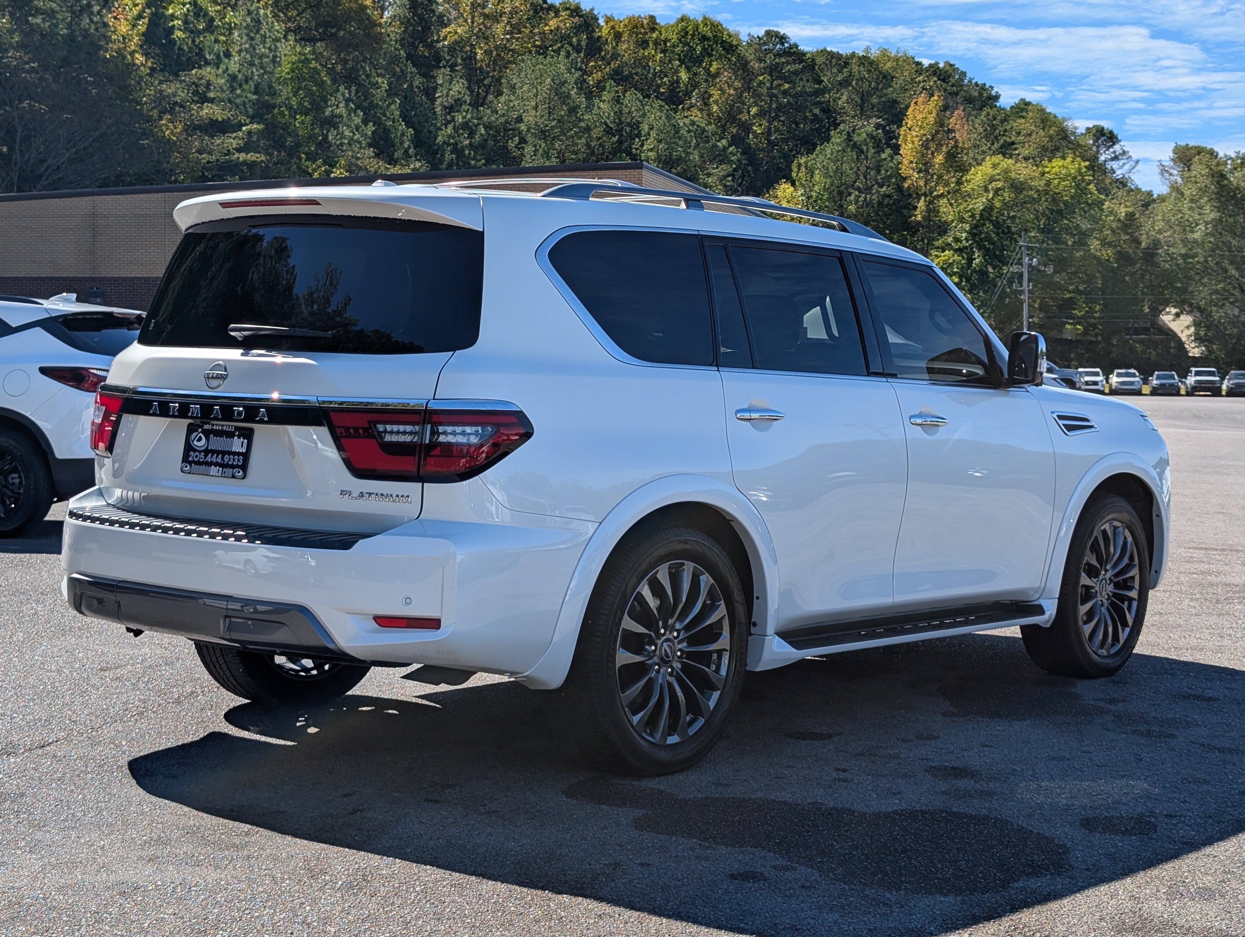 Used 2023 Nissan Armada Platinum w/ Cargo Package AWD/4WD image 9