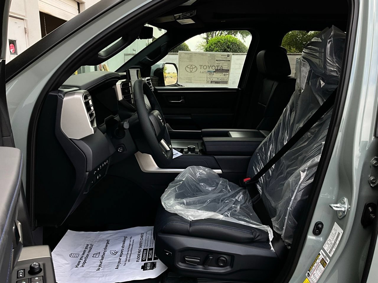 New 2026 Toyota Tundra Platinum AWD/4WD image 11