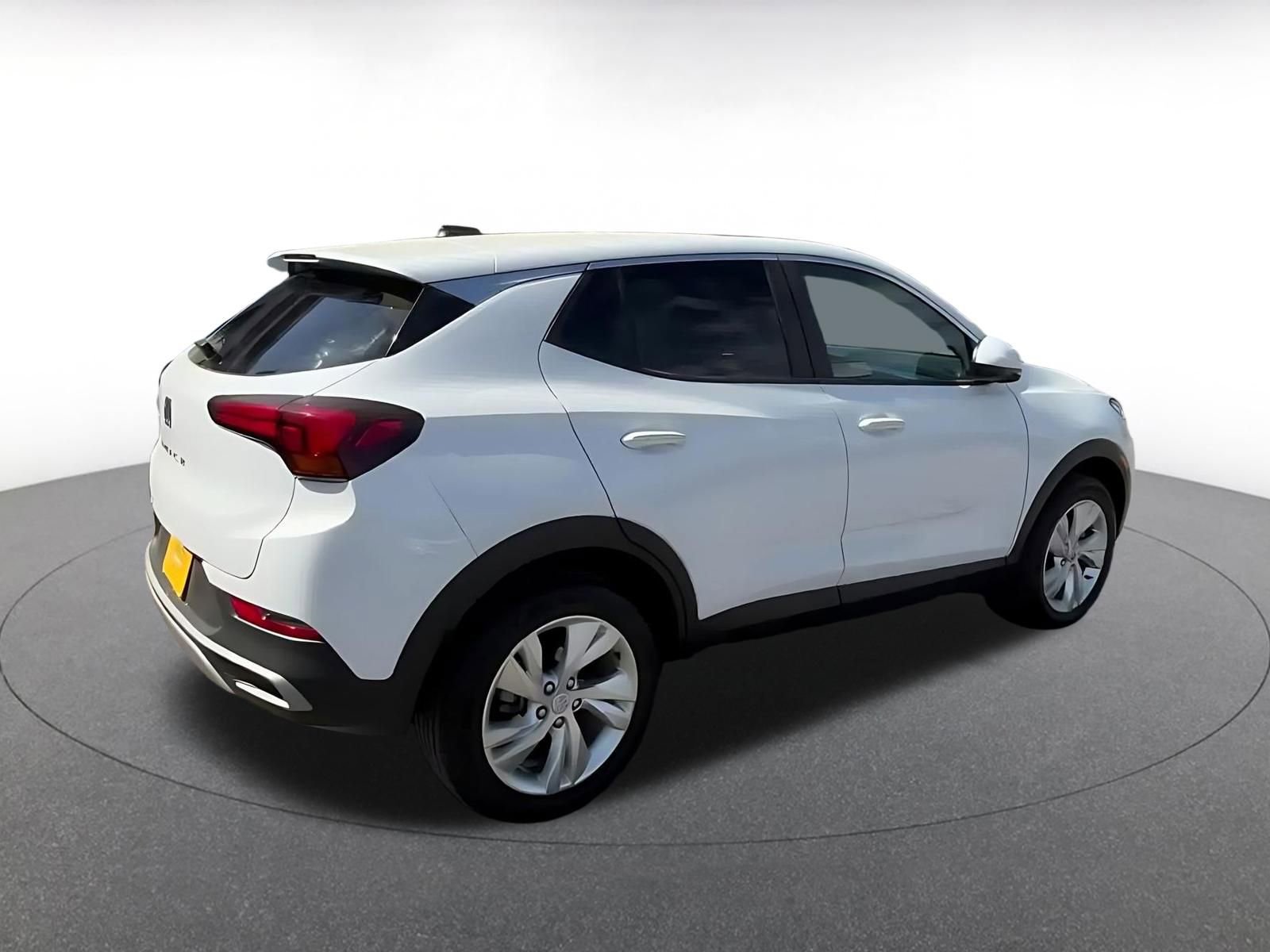 Used 2025 Buick Encore GX Preferred AWD/4WD image 21