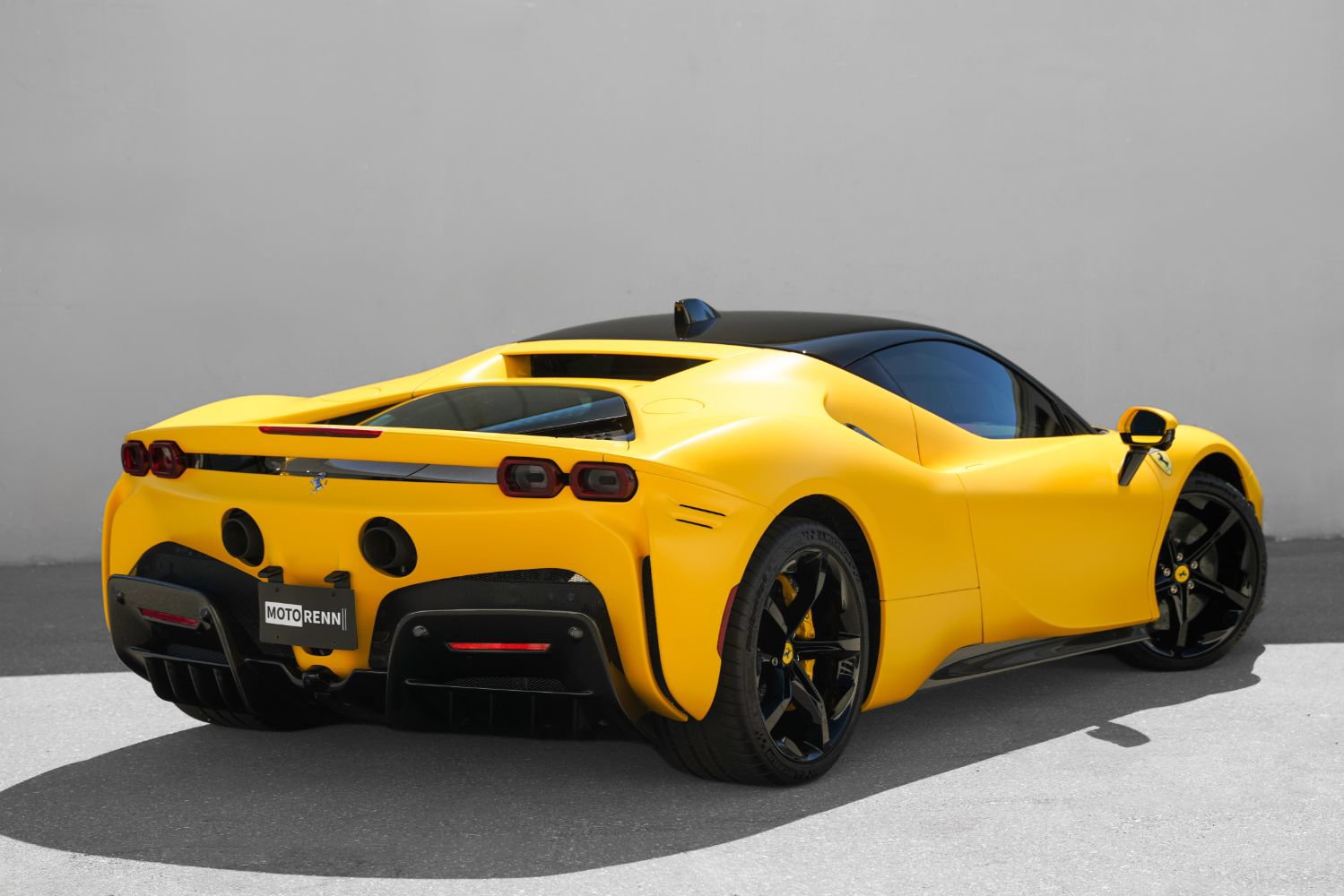 Used 2023 Ferrari SF90 Stradale AWD/4WD image 3