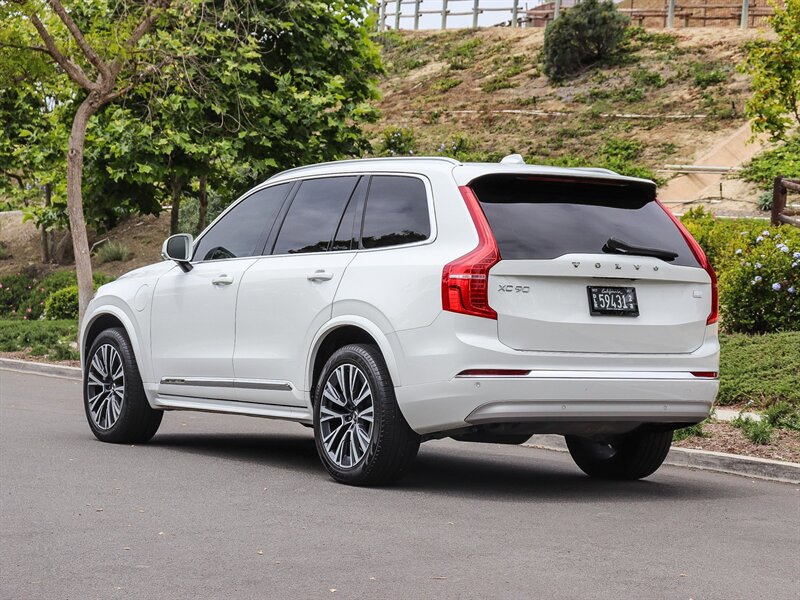 Used 2022 Volvo XC90 T8 Inscription Expression w/ Advanced Package AWD/4WD image 4