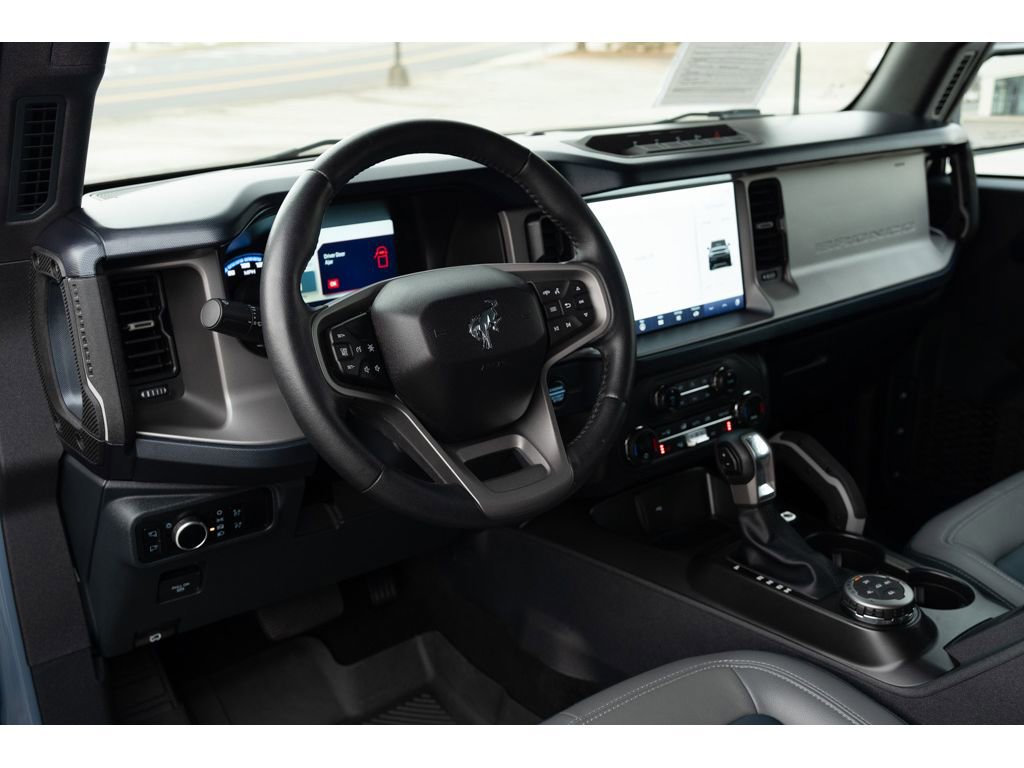 Used 2023 Ford Bronco Outer Banks w/ Sasquatch Package image 10