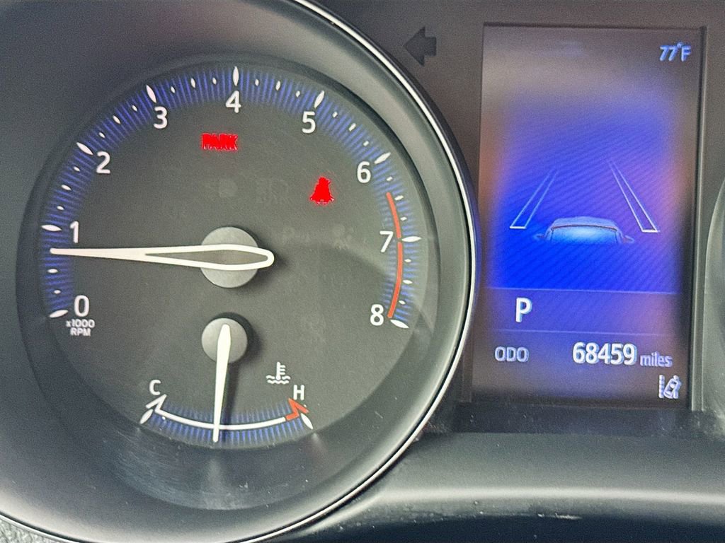 Used 2018 Toyota C-HR XLE FWD image 15