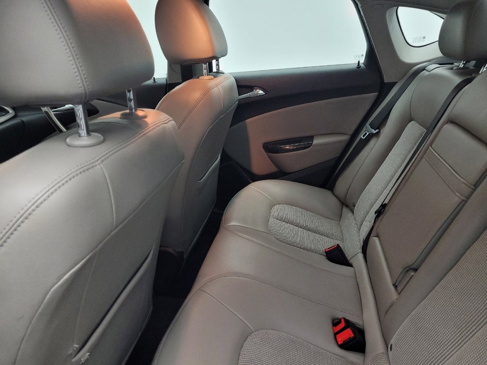 Used 2015 Buick Verano w/ Comfort Package image 18