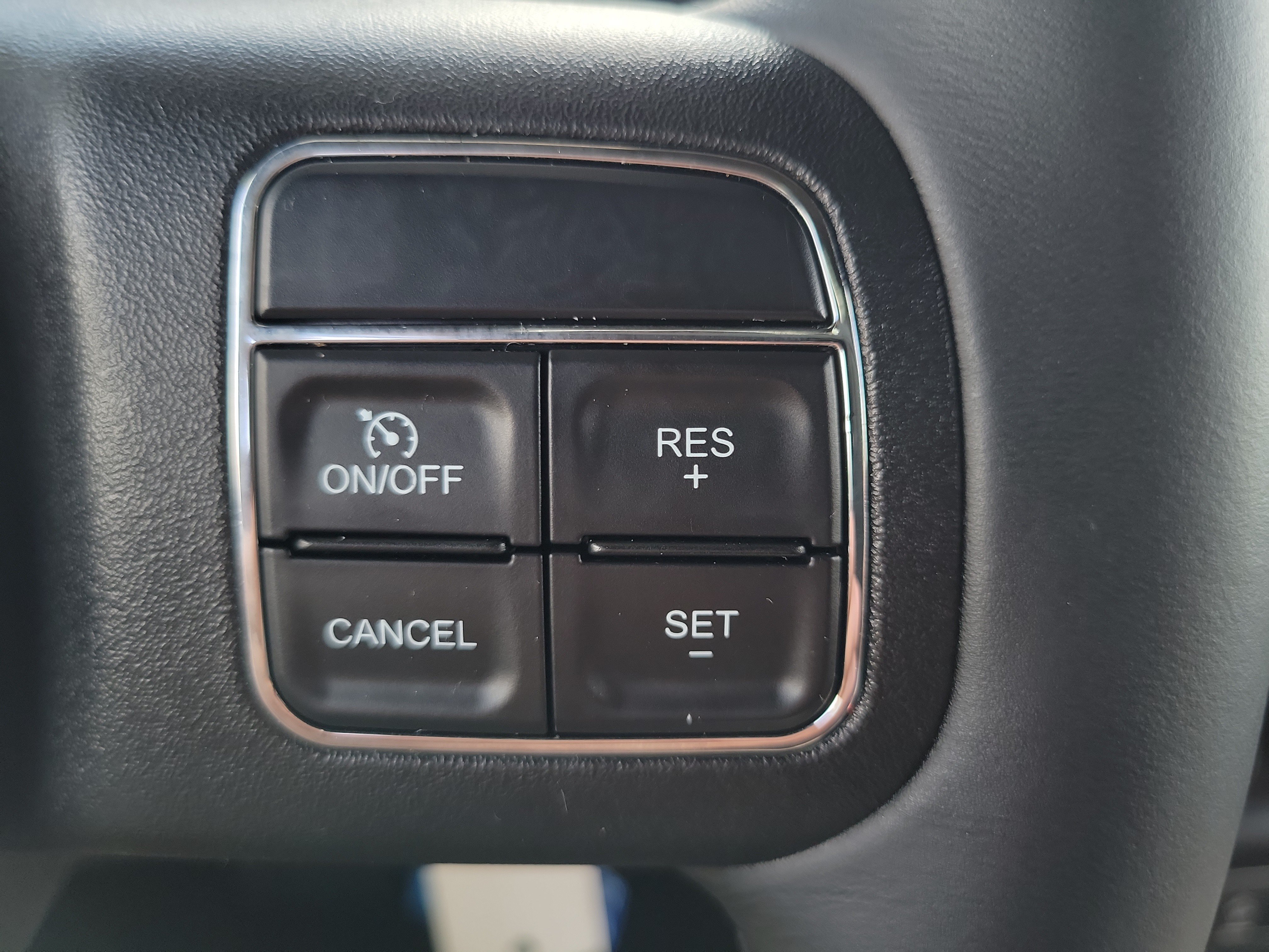 Used 2015 Jeep Wrangler Sport w/ Quick Order Package 24S AWD/4WD image 29