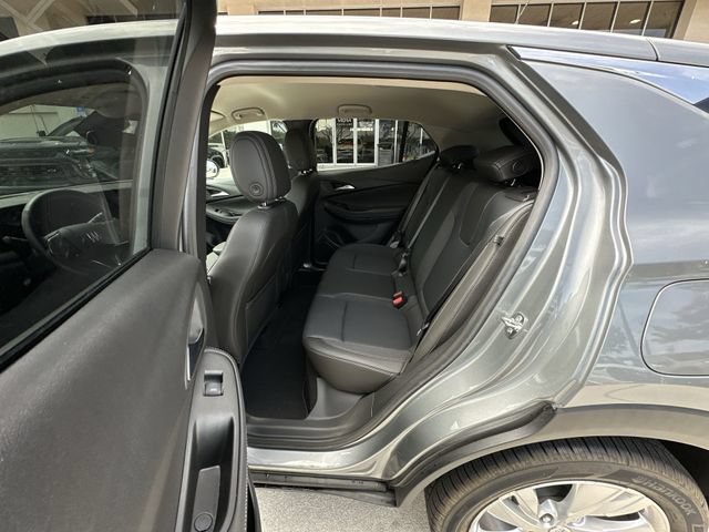Certified 2024 Buick Encore GX Preferred w/ Advanced Technology Package FWD image 27