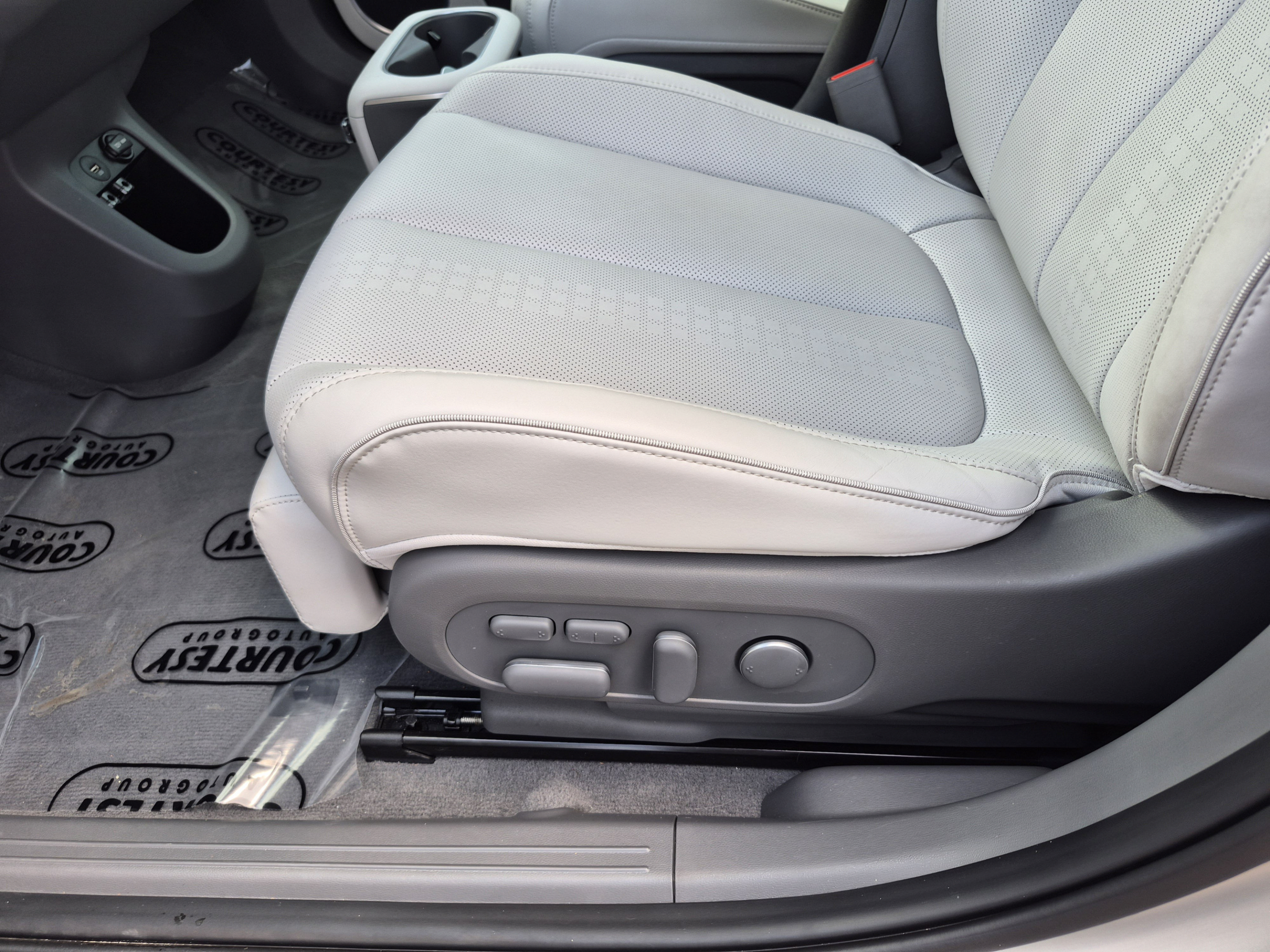 Certified 2024 Hyundai Ioniq 5 Limited AWD/4WD image 20