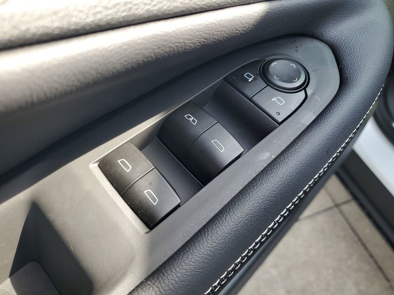 New 2026 Chevrolet Blazer EV LT w/ Midnight/Sport Edition FWD image 14