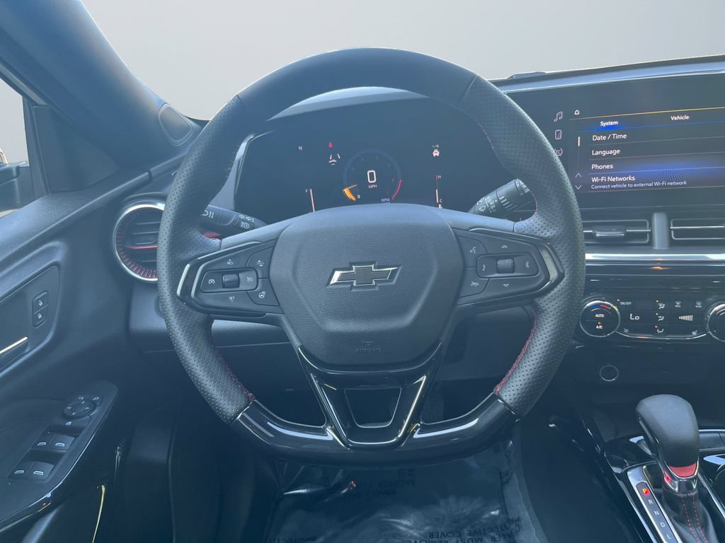 Used 2026 Chevrolet Trax RS w/ Sunroof Package FWD image 12