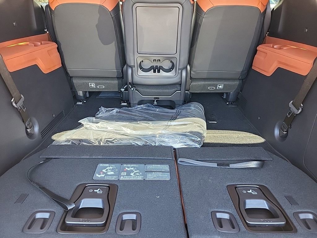 New 2026 Kia Carnival SX image 17