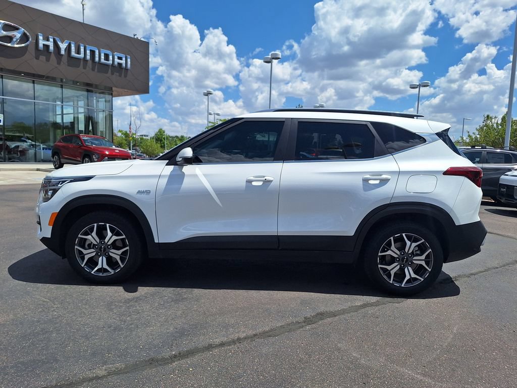 Used 2023 Kia Seltos EX AWD/4WD image 6