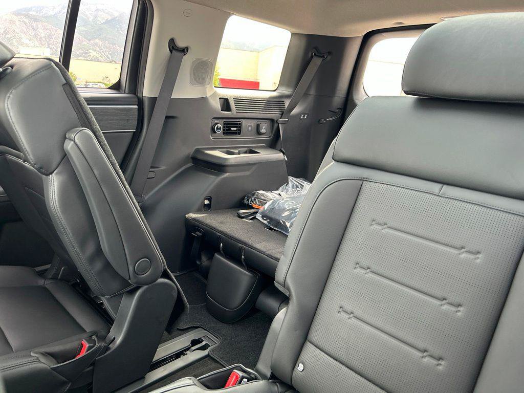 New 2026 Hyundai Santa Fe Limited AWD/4WD image 19
