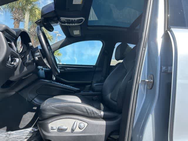 Used 2017 Porsche Macan image 5