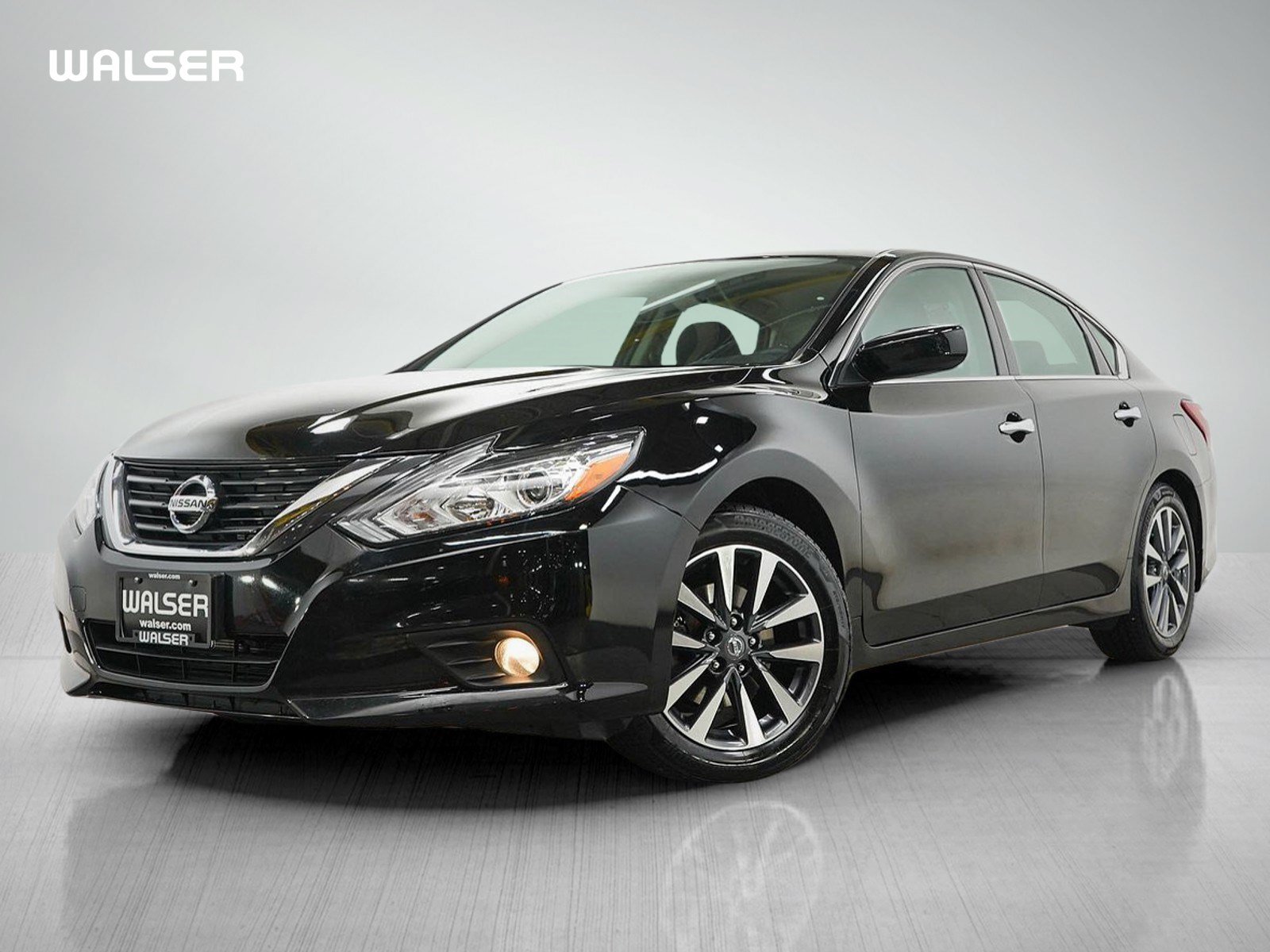 Used 2017 Nissan Altima 2.5 SV FWD image 1