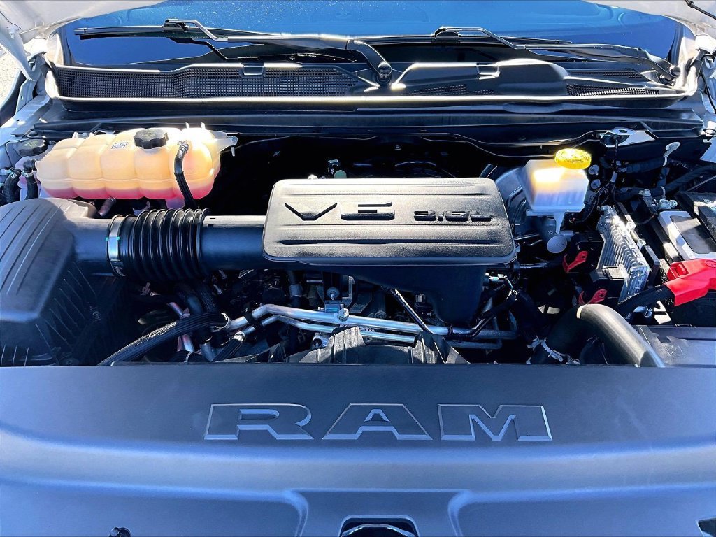 Used 2023 RAM 1500 Big Horn AWD/4WD image 30