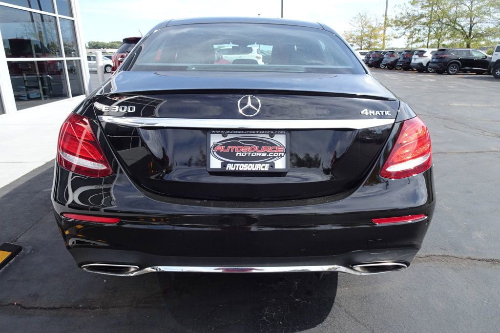 Used 2017 Mercedes-Benz E 300 4MATIC image 7