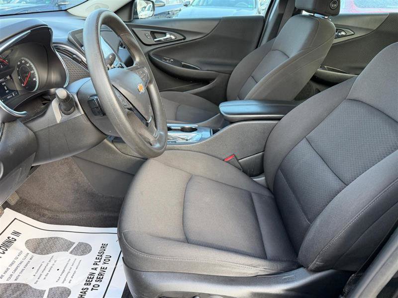 Used 2020 Chevrolet Malibu LT image 12