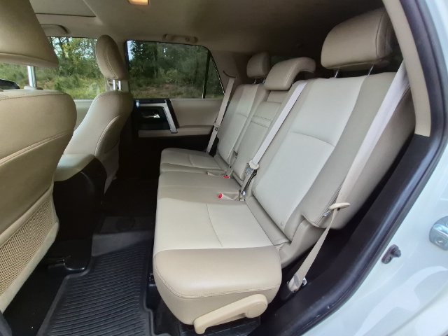 Used 2022 Toyota 4Runner SR5 Premium w/ Moonroof Package RWD image 28