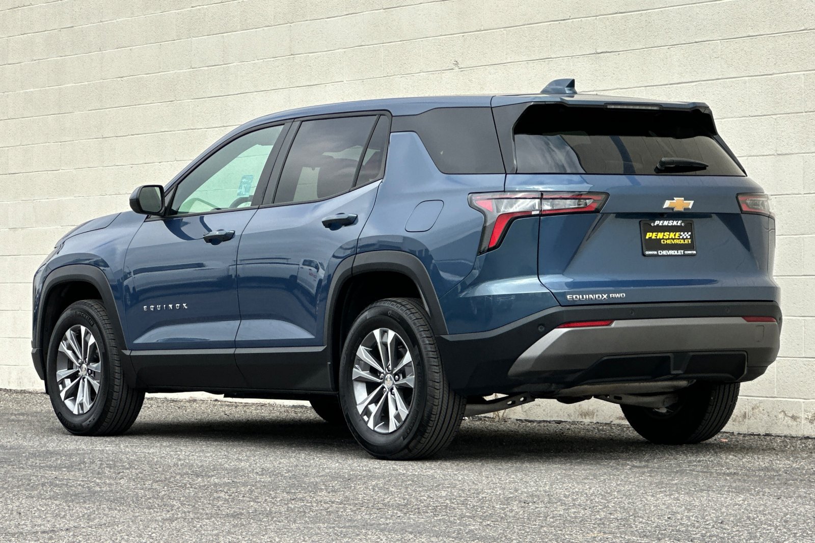 Certified 2026 Chevrolet Equinox LT w/ Convenience Package II AWD/4WD image 6
