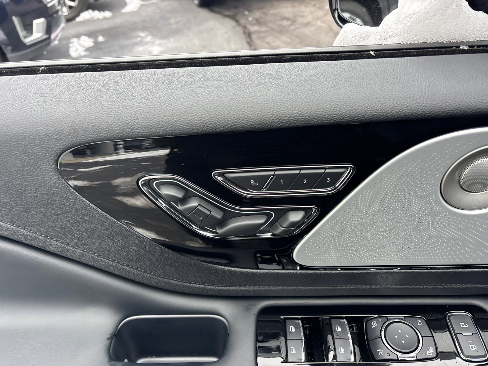 New 2026 Lincoln Aviator Reserve image 14