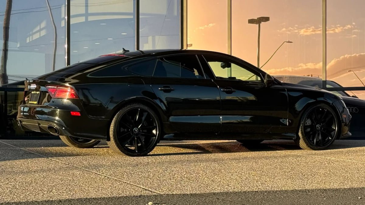 Used 2018 Audi RS 7 Performance w/ Driver Assistance Package AWD/4WD image 12