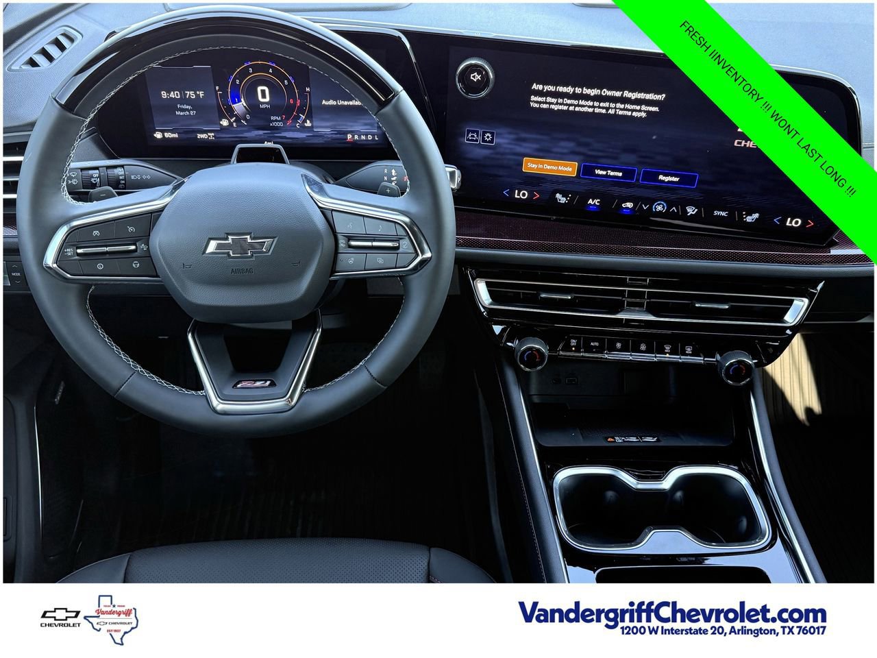 New 2026 Chevrolet Traverse Z71 w/ Enhanced Driving Package AWD/4WD image 11
