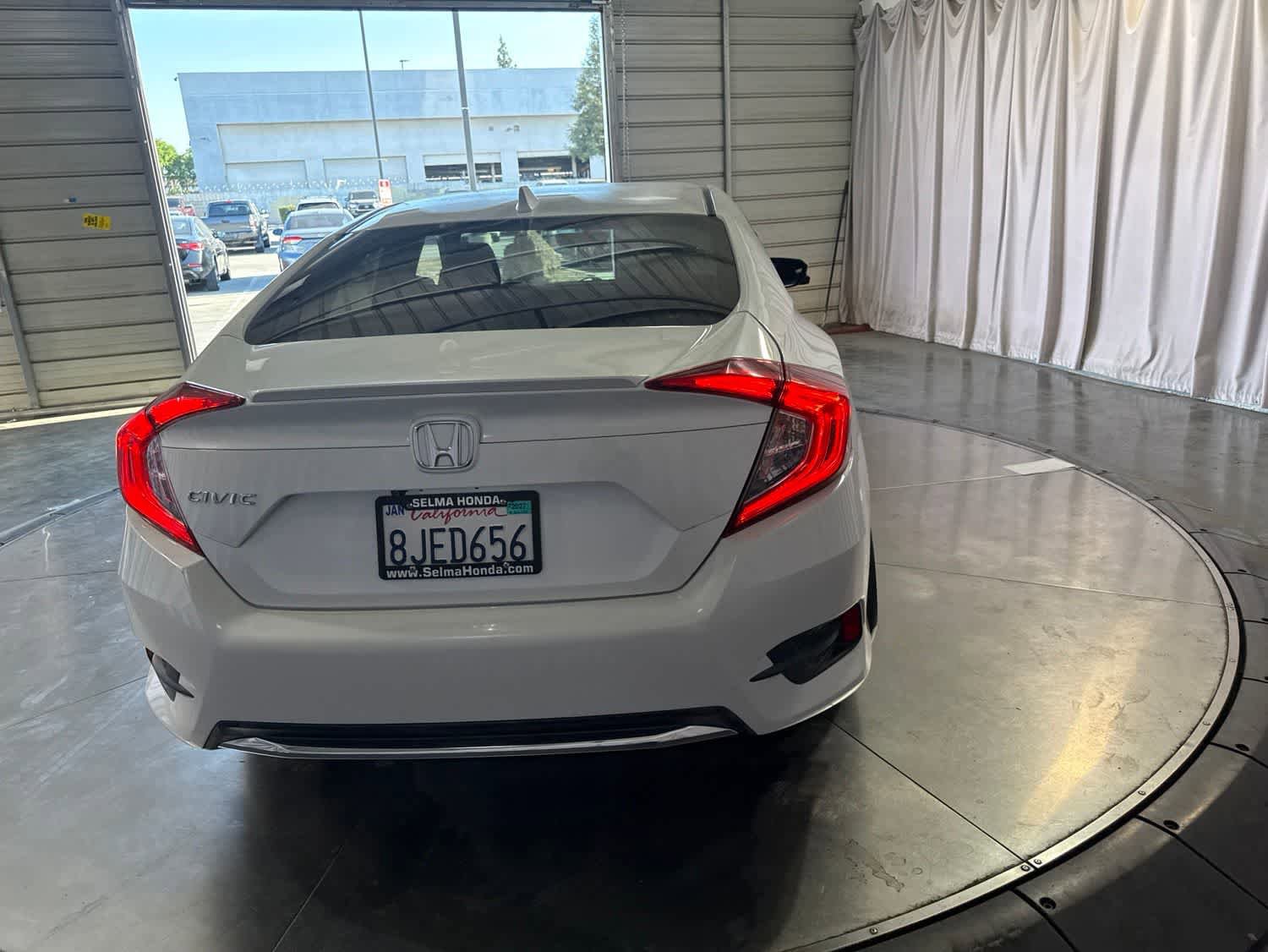 Used 2019 Honda Civic EX-L image 5