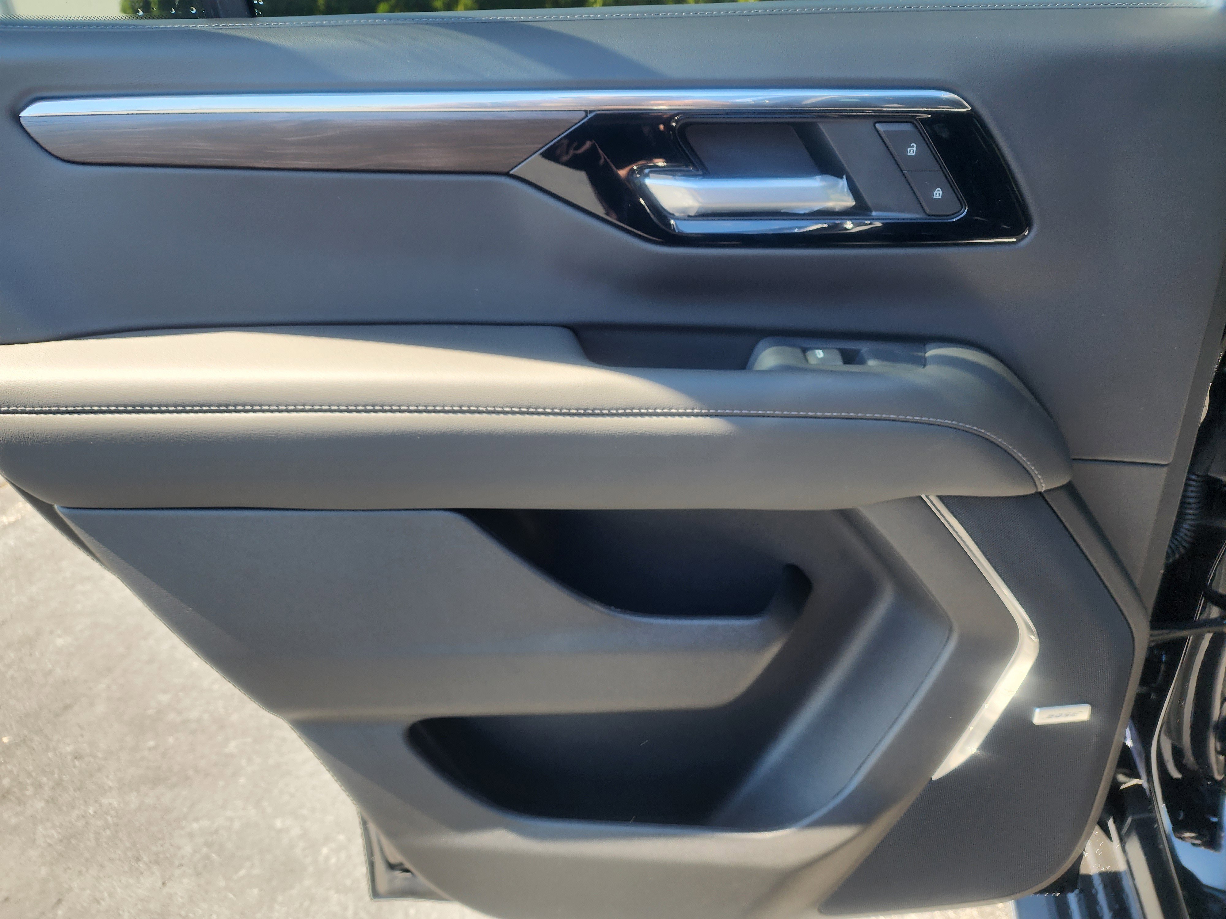 New 2026 Chevrolet Tahoe LT image 16