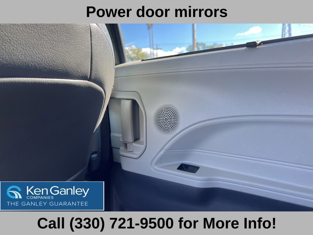 Used 2023 Toyota Sienna XLE image 47