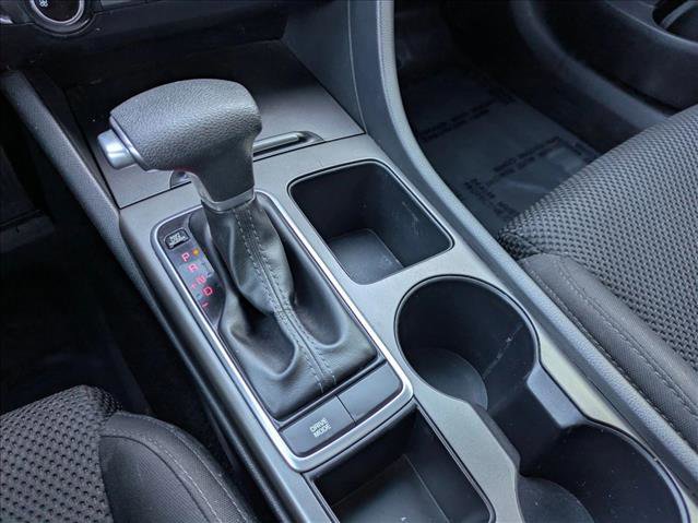 Used 2019 Kia Optima LX image 12