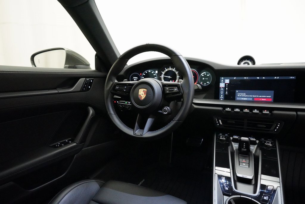Used 2020 Porsche 911 Carrera 4 image 27