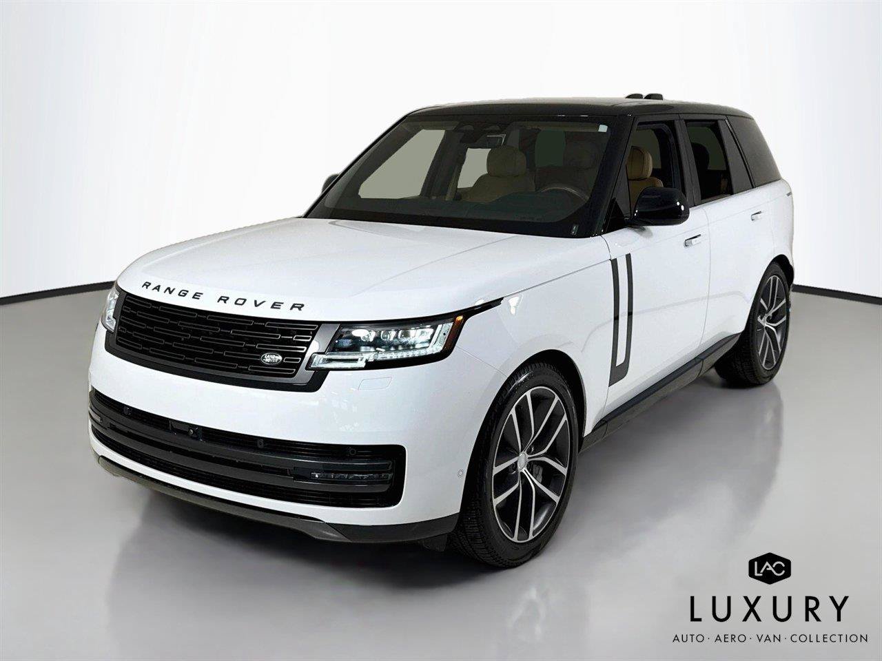 Used 2024 Land Rover Range Rover SE AWD/4WD image 4