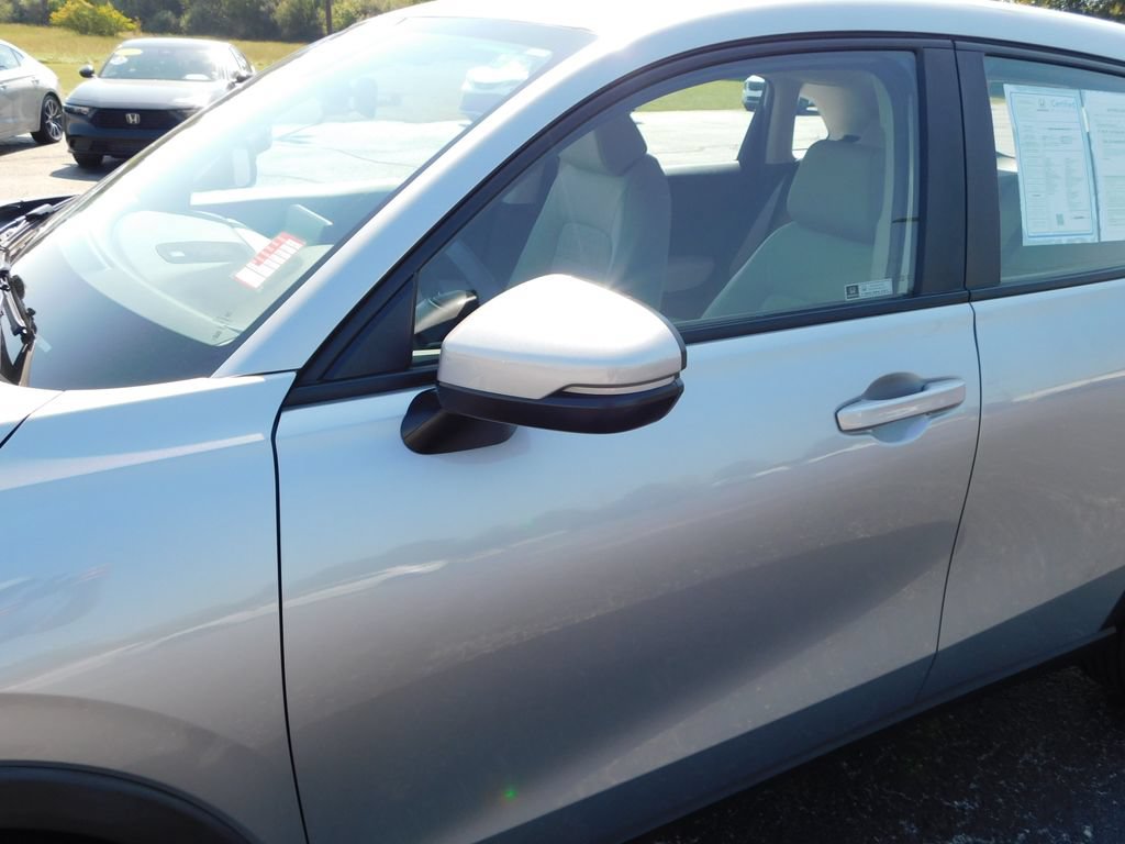 Certified 2024 Honda HR-V LX image 11