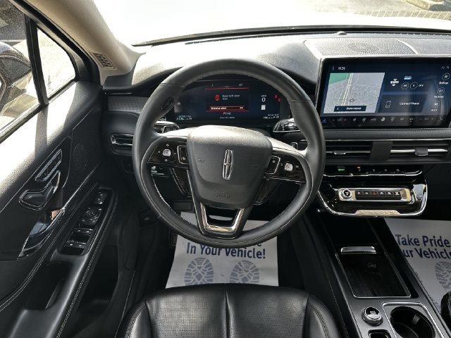 Certified 2023 Lincoln Corsair AWD w/ Equipment Group 101A image 14
