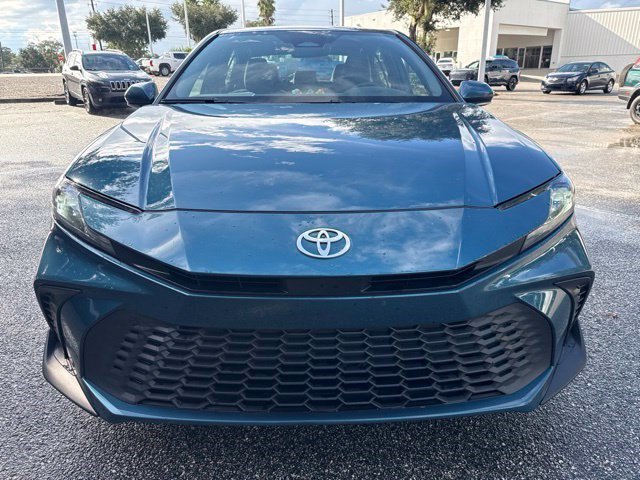 Used 2025 Toyota Camry SE w/ Multimedia Upgrade Package FWD image 8