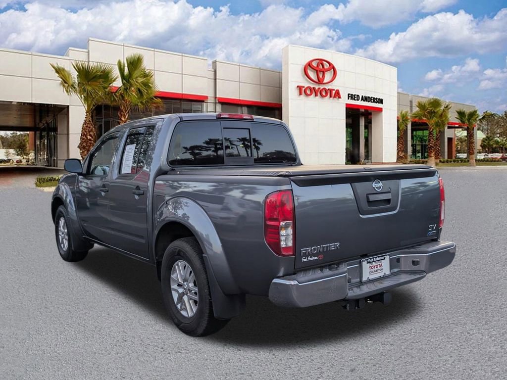 Used 2017 Nissan Frontier SV image 6