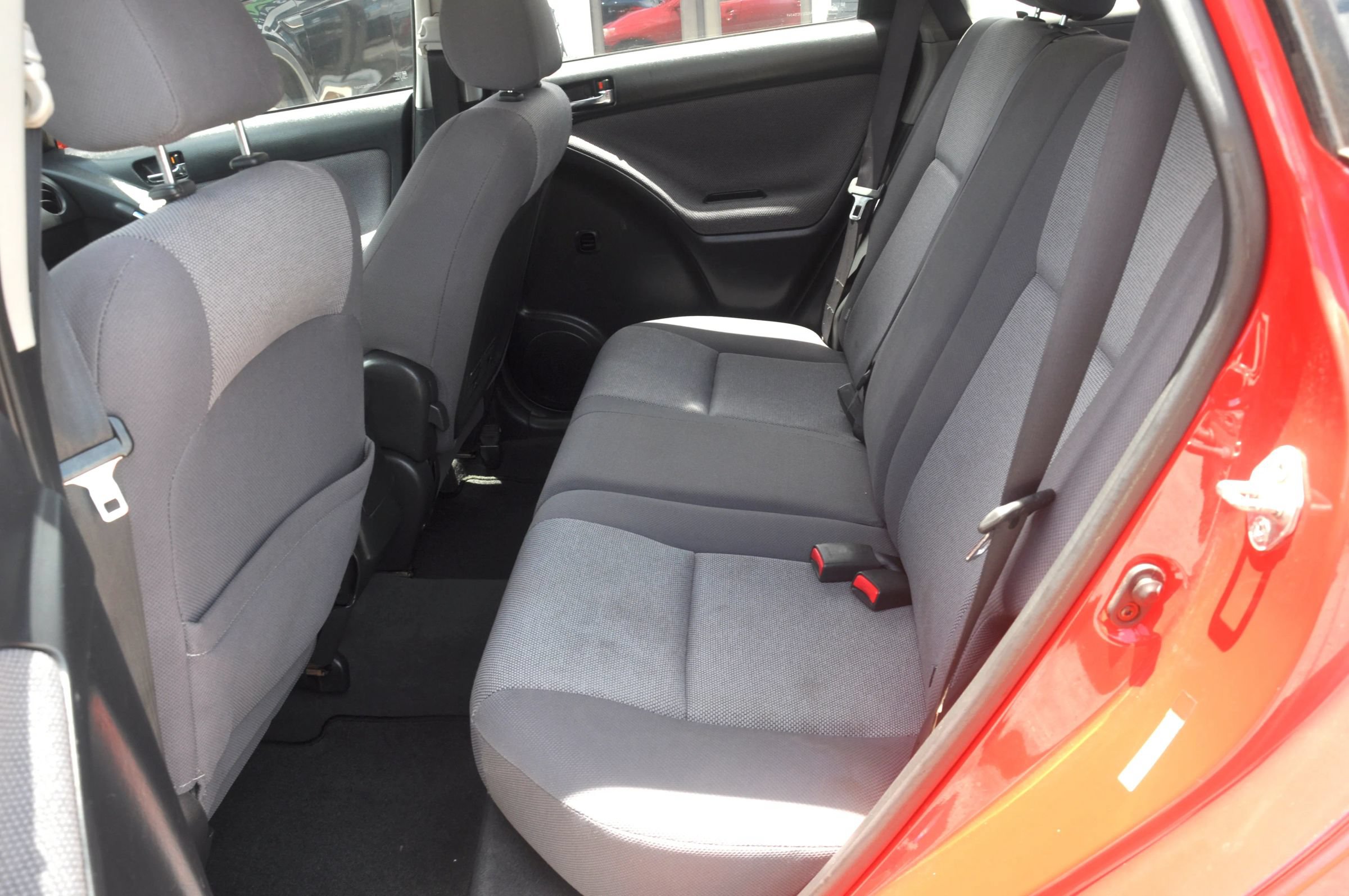 Used 2003 Toyota Matrix XR FWD image 26