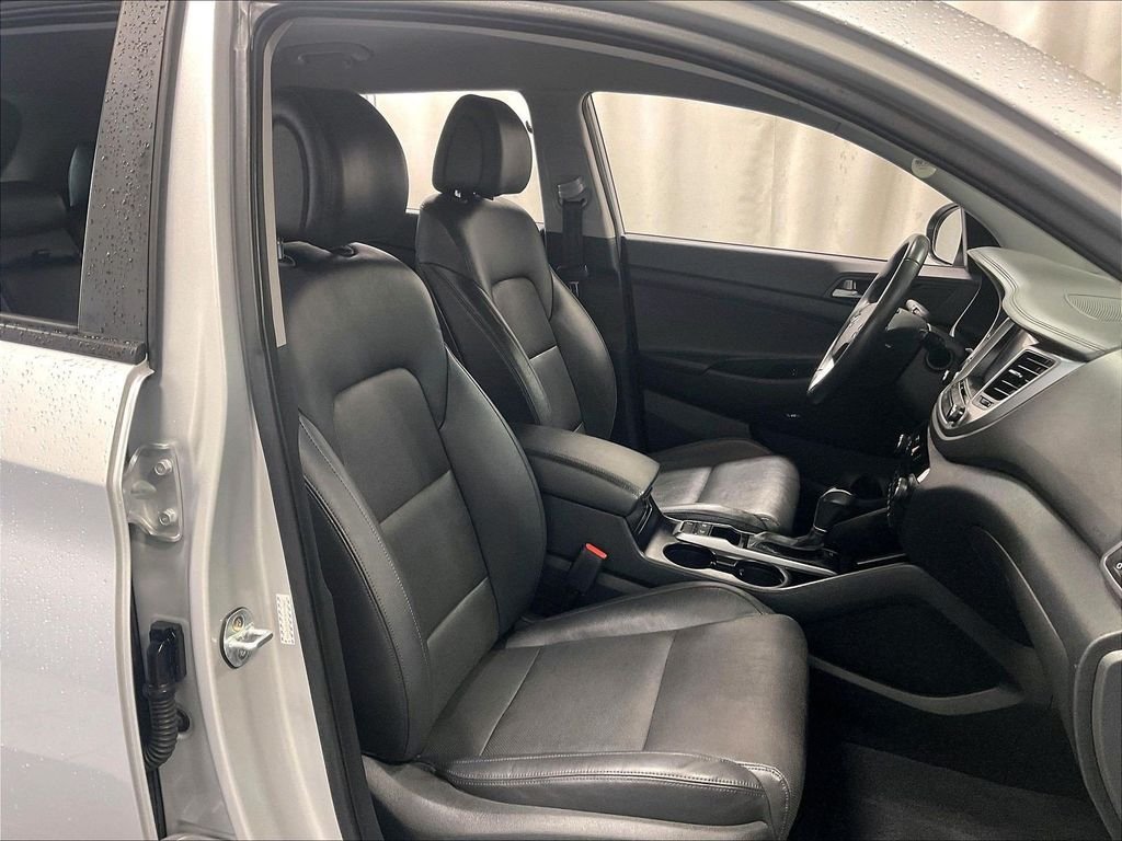 Used 2017 Hyundai Tucson Limited AWD/4WD image 11