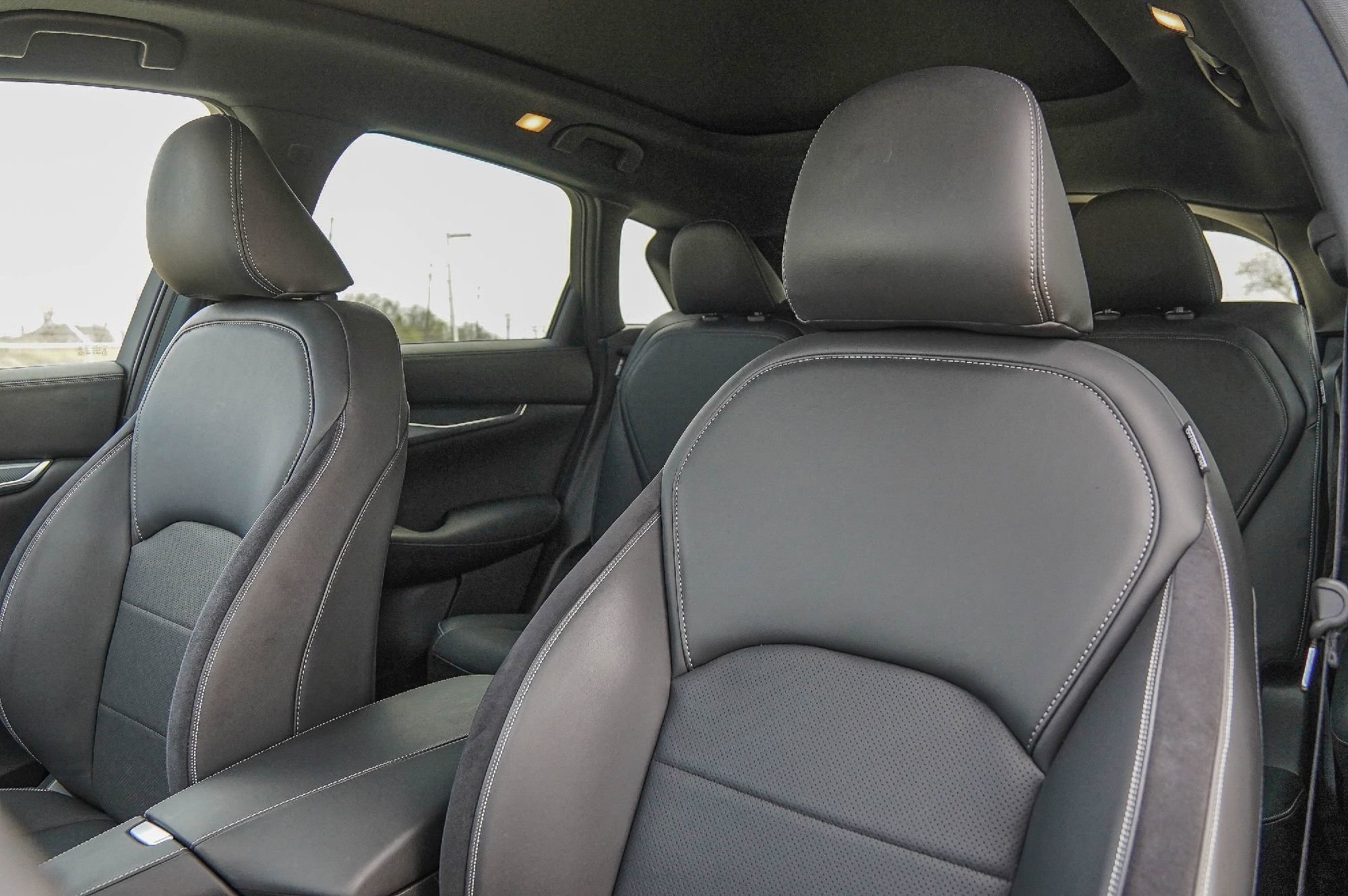 Certified 2025 INFINITI QX50 Sport w/ Cargo Package image 11