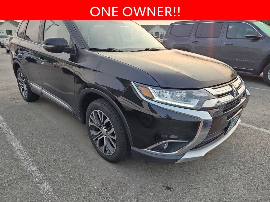 Used 2018 Mitsubishi Outlander SEL AWD/4WD image 3
