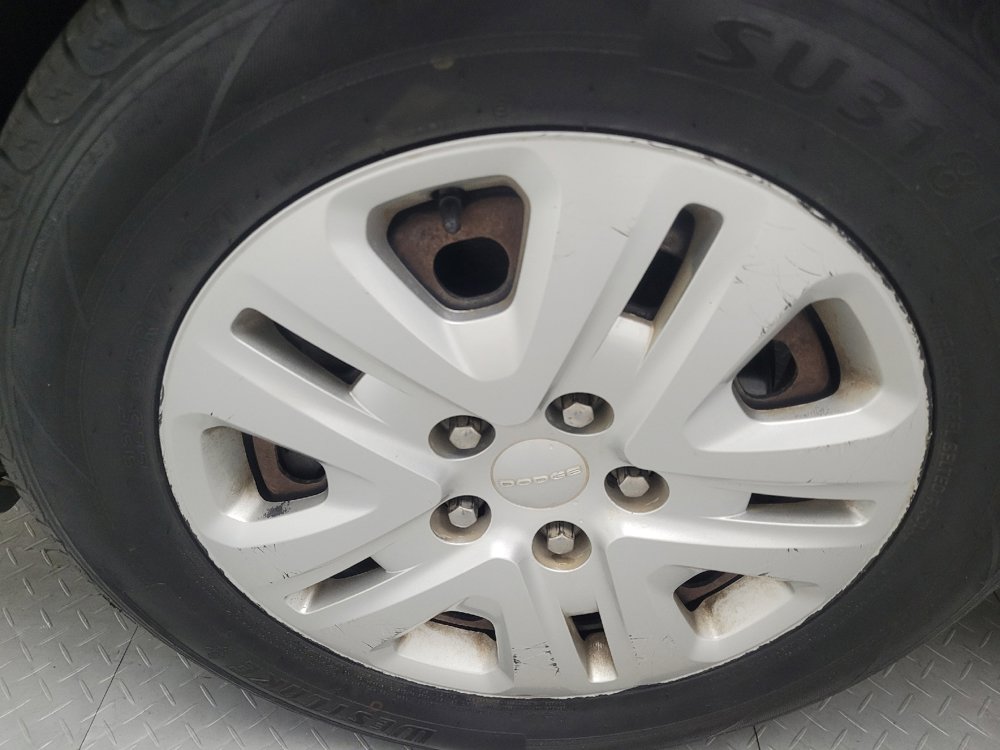 Used 2015 Dodge Grand Caravan American Value Package image 31