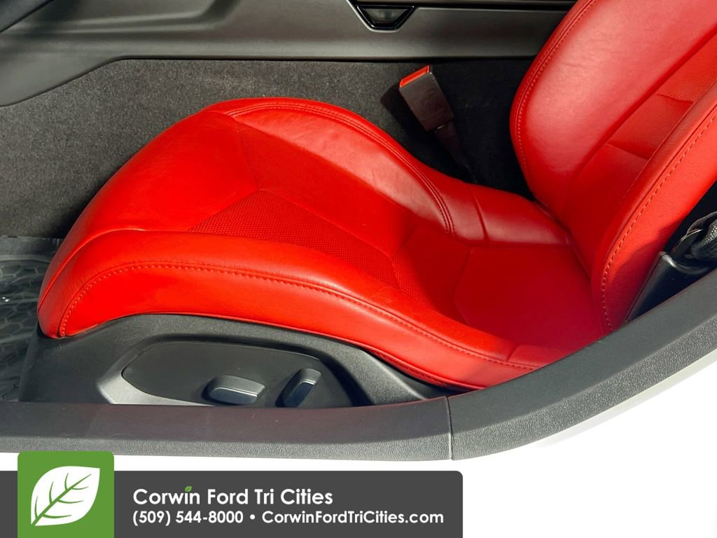 Used 2023 Chevrolet Corvette Stingray Coupe w/ Z51 Performance Package image 21