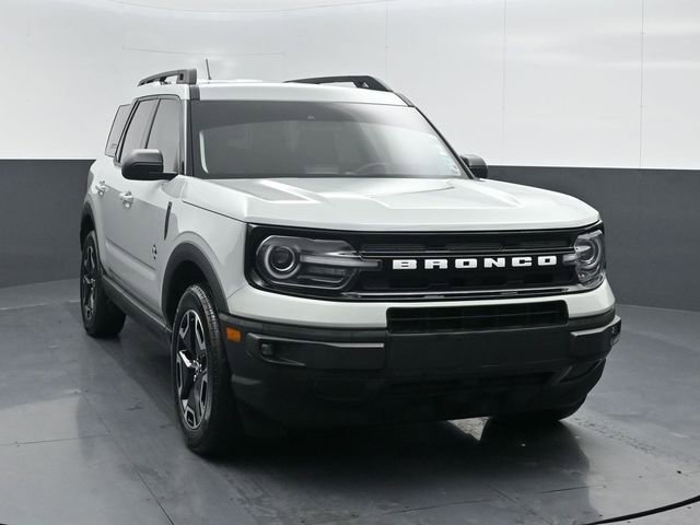 Used 2023 Ford Bronco Sport Outer Banks image 1